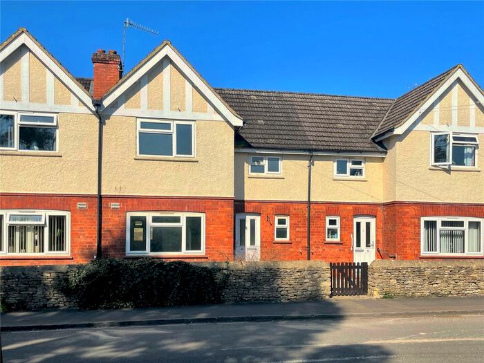 3 Bedroom Terraced House For Sale In Siddington Road, Cirencester, Gloucestershire, GL7