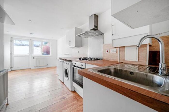 1 Bedroom Apartment To Rent In Ridgeway Road, Headington, OX3