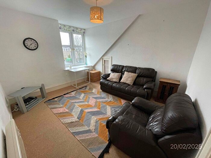 1 Bedroom Flat To Rent In Holburn Street, Top Floor Right, Aberdeen, AB10