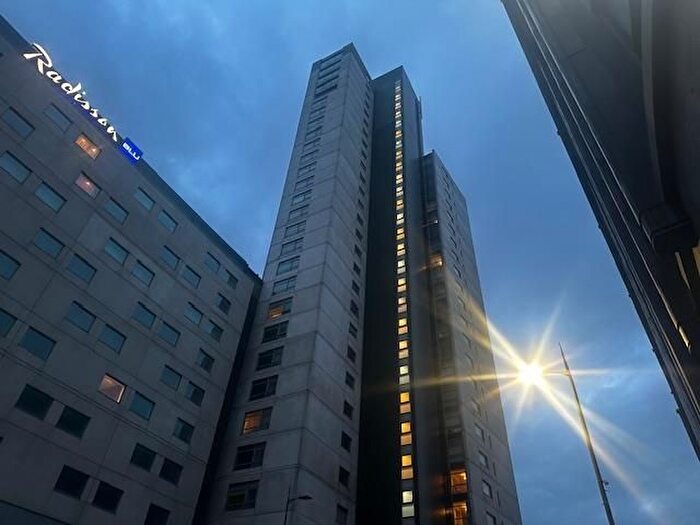 1 Bedroom Flat To Rent In Old Hall Street, Liverpool, L3