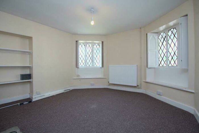 2 Bedroom Detached House To Rent In Westbury Road- Westbury-on-Trym, BS9