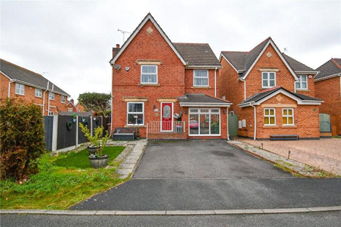 4 Bedroom Detached House For Sale In Willow Moss Close, Moreton, Wirral, CH46