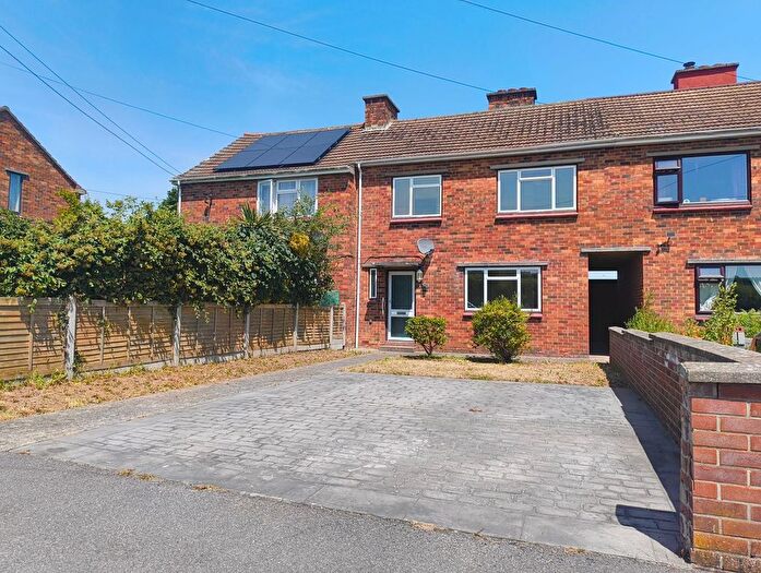3 Bedroom Terraced House To Rent In Elm Lane, Woolavington, TA7