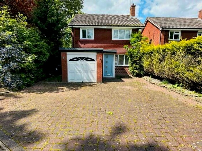 3 Bedroom Detached House To Rent In St. Andrews Road, Sutton Coldfield, B75