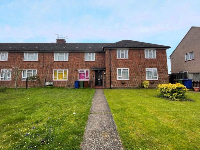 1 Bedroom Flat To Rent In Humber Avenue, South Ockendon, RM15