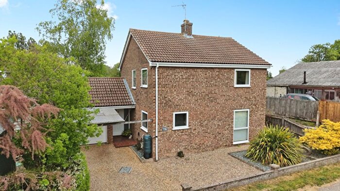 3 Bedroom Detached House For Sale In Rectory Lane, Fowlmere, Royston, Cambridgeshire, SG8