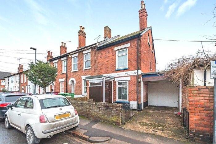 3 Bedroom Terraced House To Rent In Amity Street, Reading, RG1