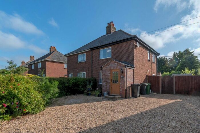 3 Bedroom Semi-Detached House For Sale In Station Road, Great Massingham, PE32