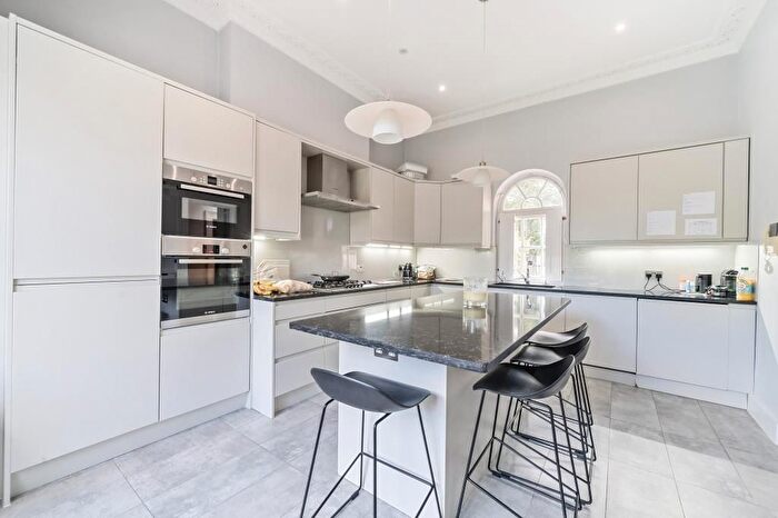 7 Bedroom Semi-Detached House To Rent In Richmond Green, Surrey, TW9