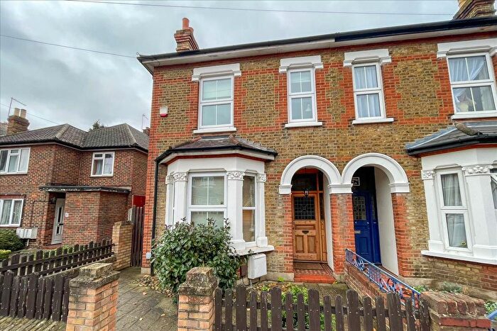 3 Bedroom Semi Detached House For Sale In Cromwell Road, Feltham, Middlesex, TW13