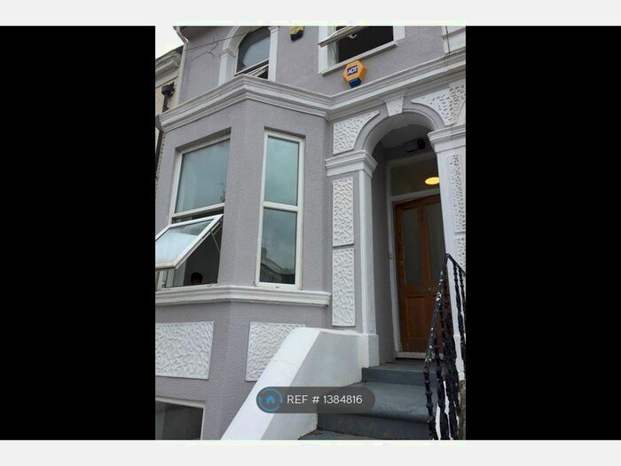 1 Bedroom Flat To Rent In Cobham Street, Gravesend, DA11