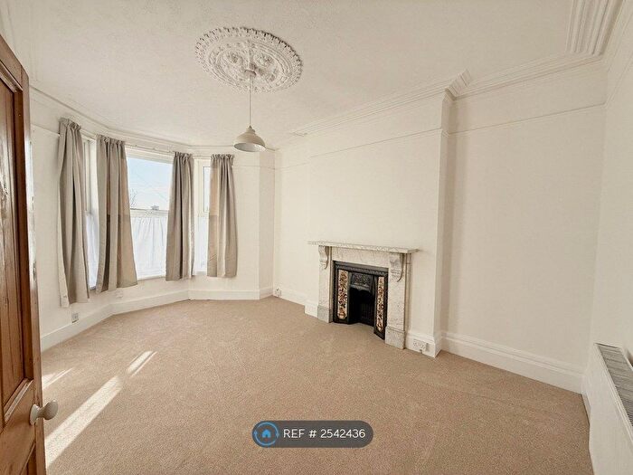 1 Bedroom Flat To Rent In Mount Gould Road, Plymouth, PL4