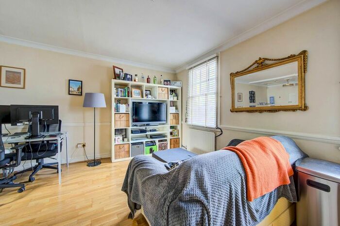 1 Bedroom Flat To Rent In Fulham Road, Fulham Broadway, London, SW6