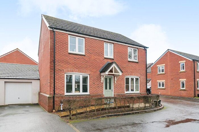 4 Bedroom Detached House For Sale In Morgan Sweet, Exeter, EX5