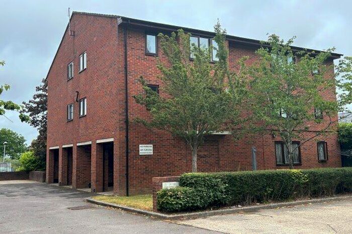 Studio To Rent In Osbourne Court, Crawley, RH11