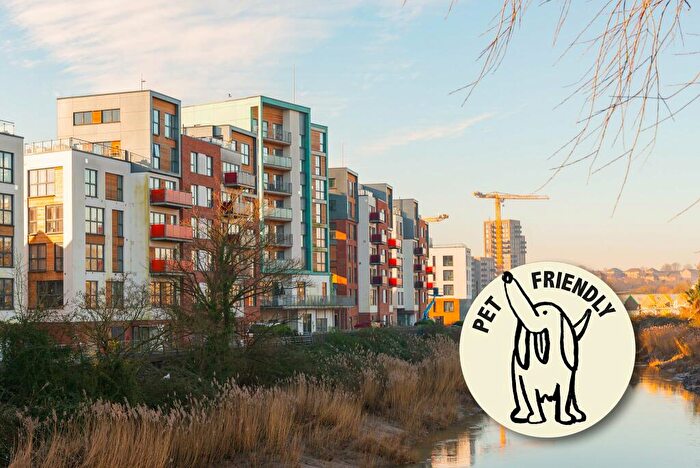 2 Bedroom Flat To Rent In Paintworks, Brislington, Bristol, BS4