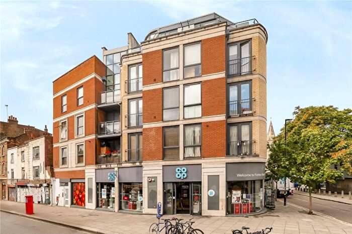 1 Bedroom Flat For Sale In Tally Ho Apartments, Highgate Road, London, NW5