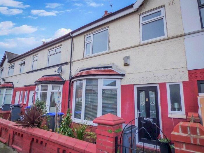 3 Bedroom Property To Rent In Airedale Avenue, Blackpool, Lancashire, FY3