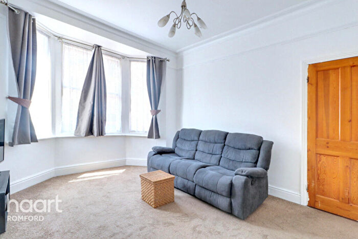 2 Bedroom Terraced House For Sale In Palm Road, Romford, RM7