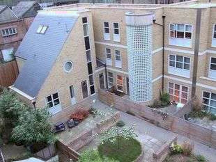 4 Bedroom Terraced House To Rent In Elizabeth Mews Kay Street, Bethnal Green, E2