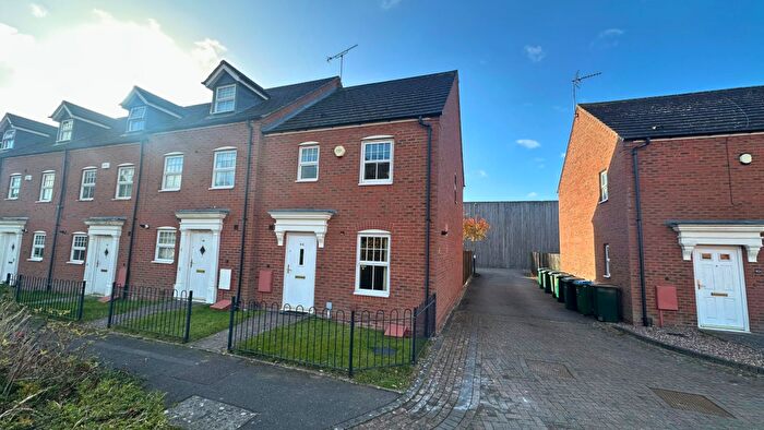 3 Bedroom End Of Terrace House To Rent In Cole Court, Coventry, CV6