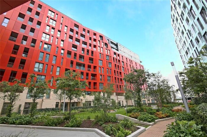 2 Bedroom Flat To Rent In Fiador Apartments, London, SE10
