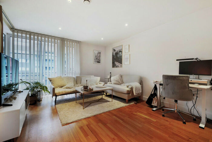 1 Bedroom Flat To Rent In Zenith Close, London, NW9