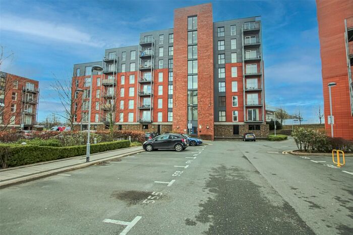 2 Bedroom Flat To Rent In Stillwater Drive, Sports City, Manchester, M11