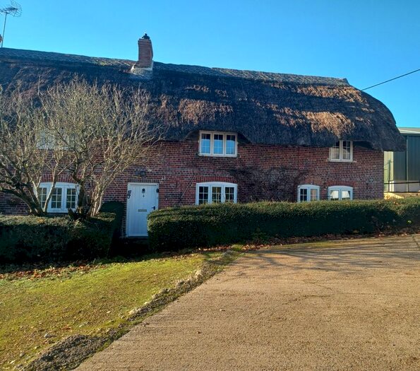3 Bedroom Cottage To Rent In Breach Farm Cottages, Breach Farm, Bighton, Hampshire, SO24