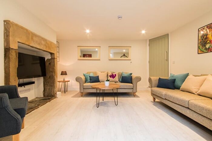 6 Bedroom Terraced House To Rent In Greaves Road, Lancaster, LA1