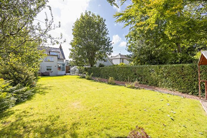 4 Bedroom Semi-Detached House To Rent In Northbank Road, Kirkintilloch, Glasgow, G66