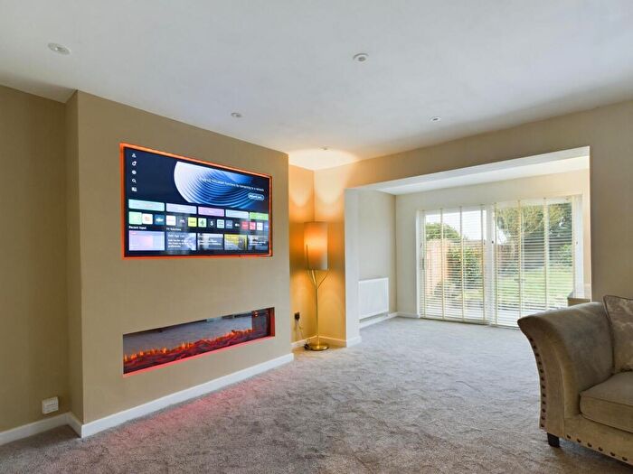 3 Bedroom Semi-Detached House To Rent In Reddicap Heath Road, Sutton Coldfield, B75