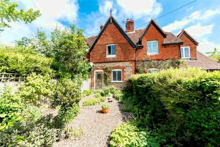 3 Bedroom Terraced House For Sale In Dippenhall, Farnham, GU10