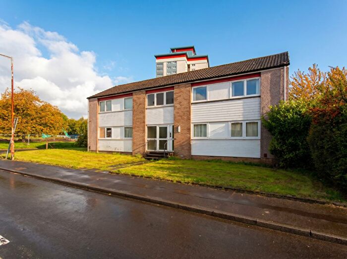 1 Bedroom Flat For Sale In / Brewster Avenue, Paisley, PA3