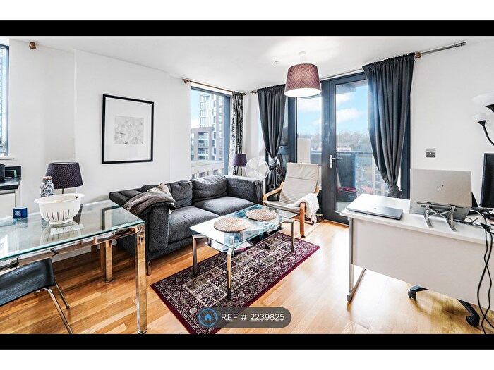 2 Bedroom Flat To Rent In Jubilee Heights, London, SE10