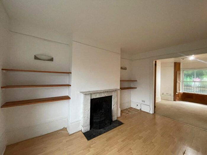 1 Bedroom Flat To Rent In Upper Lewes Road, Brighton, BN2