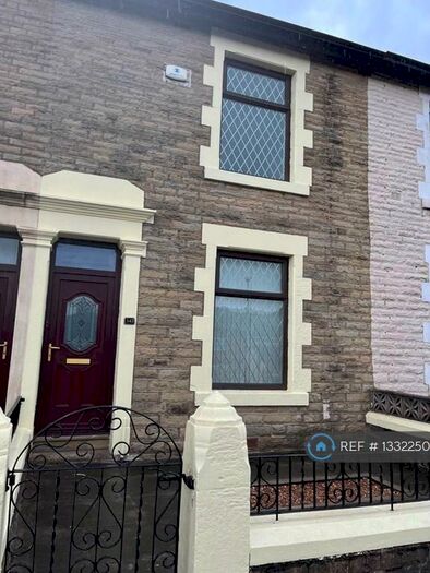 3 Bedroom Terraced House To Rent In Blackburn Road, Darwen, BB3