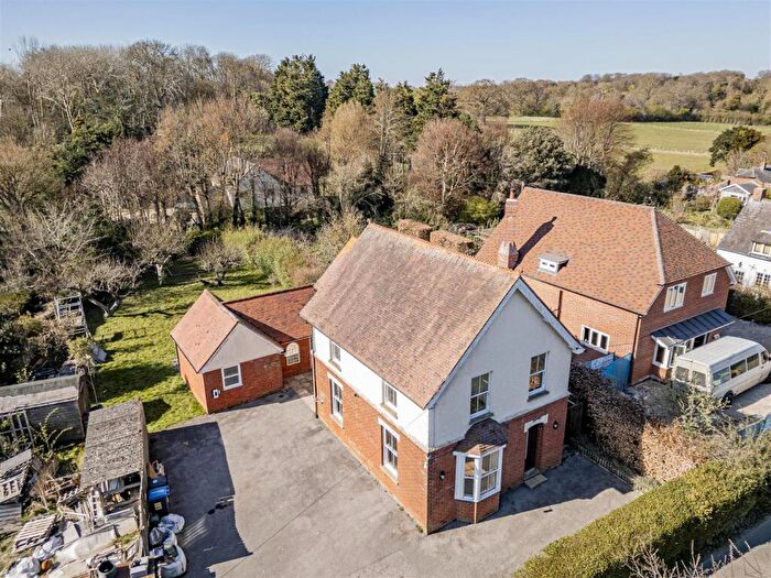 4 Bedroom Detached House For Sale In Easole Street, Nonington, Dover, CT15