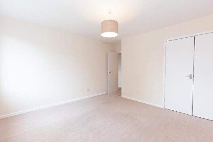5 Bedroom Semi-Detached House To Rent In Nethercote Road, Tackley, OX5