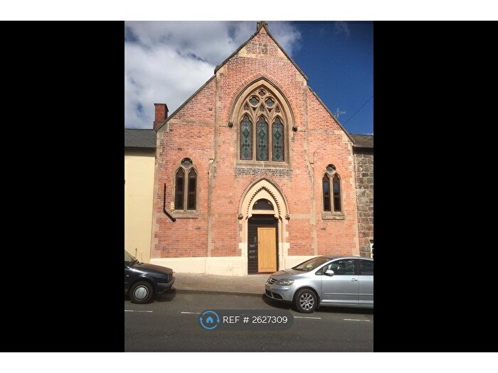 2 Bedroom Flat To Rent In Mount Street, Welshpool, SY21