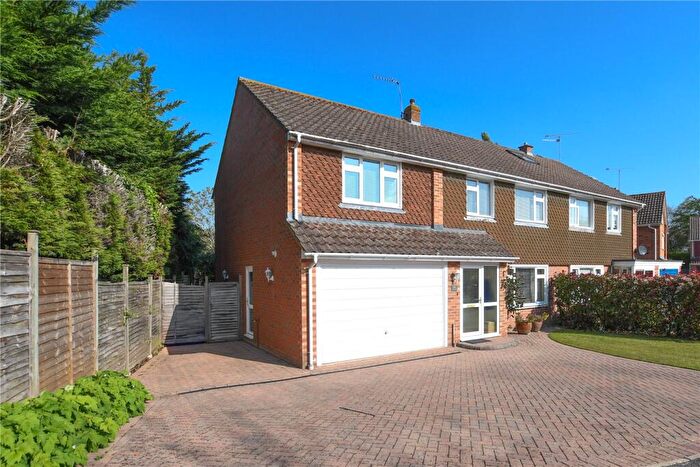 5 Bedroom Semi Detached House For Sale In Windmill Avenue, Wokingham, Berkshire, RG41
