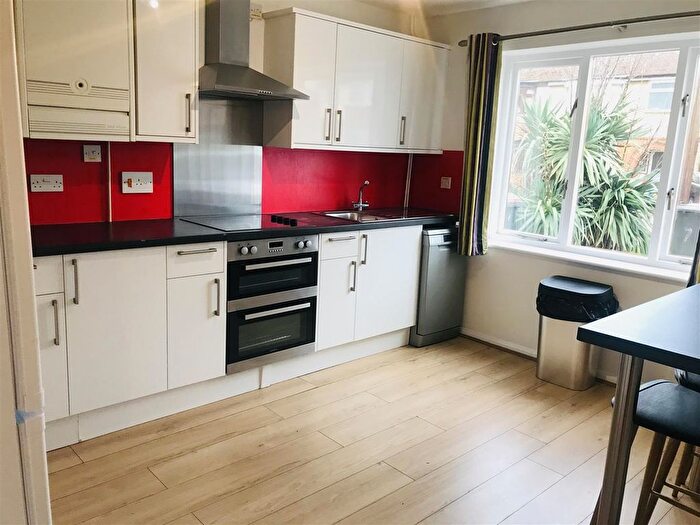 1 Bedroom Property To Rent In Room, Perne Avenue, Cambridge, CB1