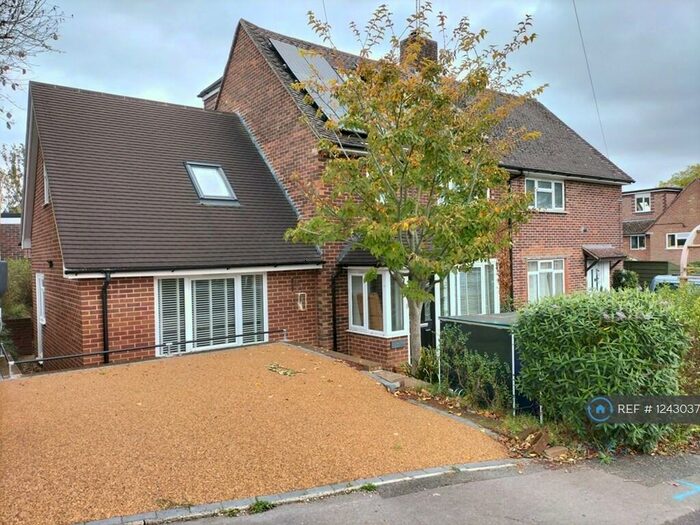 4 Bedroom Semi-Detached House To Rent In Greatfield Road, Winchester, SO22