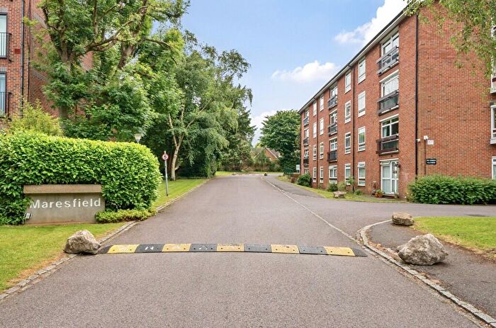 2 Bedroom Flat To Rent In Maresfield, CR0