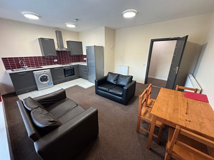 2 Bedroom Flat To Rent In /, Albert Square Meadowside, Dundee, DD1
