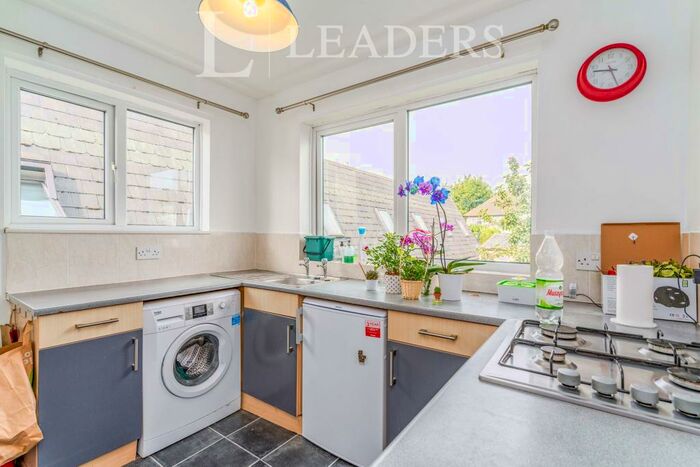 2 Bedroom Apartment To Rent In Watson Walk, AL1