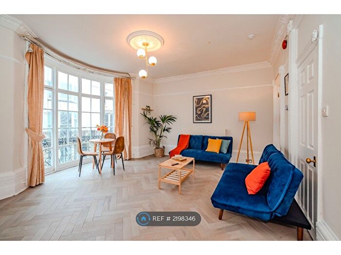 1 Bedroom Flat To Rent In Bloomsbury Place, Brighton, BN2