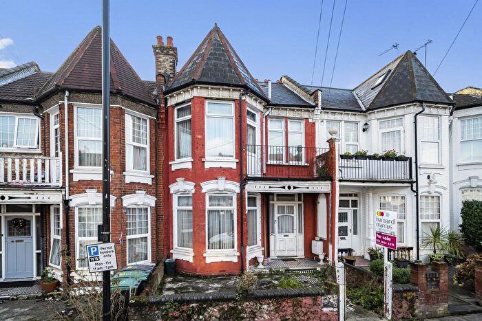 3 Bedroom Terraced House For Sale In Woodside Road, London, N22