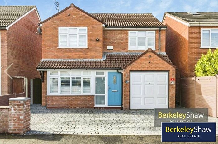 4 Bedroom Detached House For Sale In Ennismore Road, Crosby, Liverpool, L23