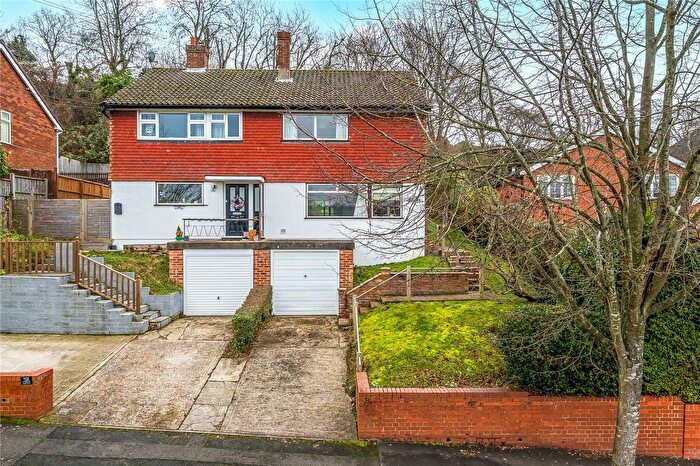 3 Bedroom Semi Detached House For Sale In Sunningvale Avenue, Biggin Hill, Westerham, Kent, TN16